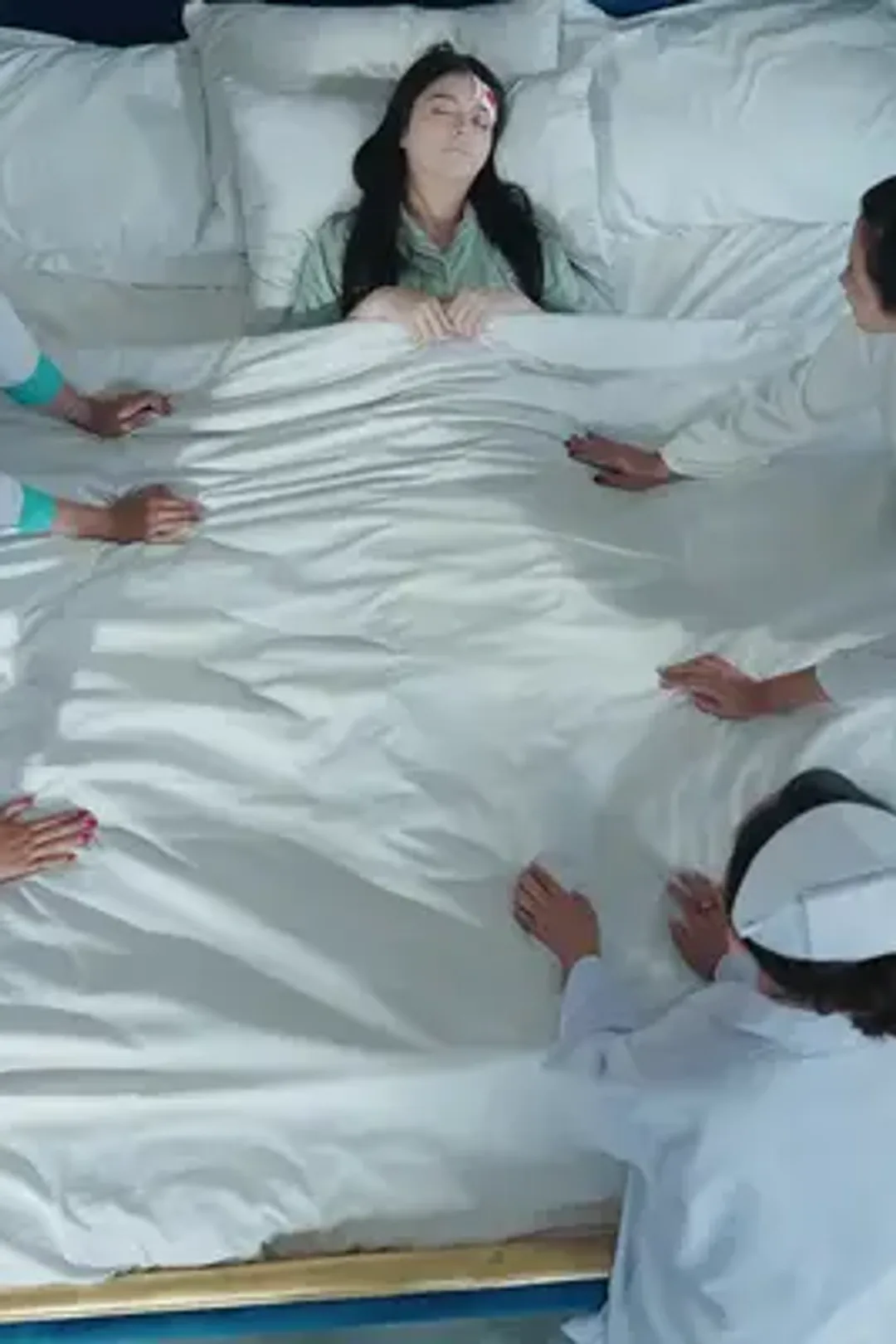 ملصق مسلسل «زوجة المدير التنفيذي غيرت مصيرها»