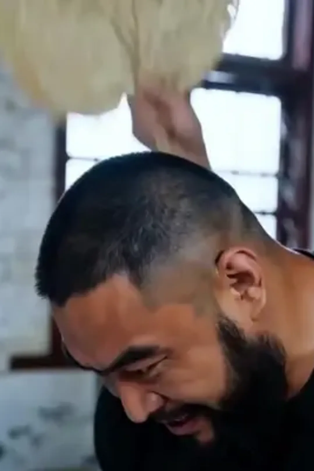 ملصق مسلسل «سحر الطبيعة يغني الشاب الريفي»