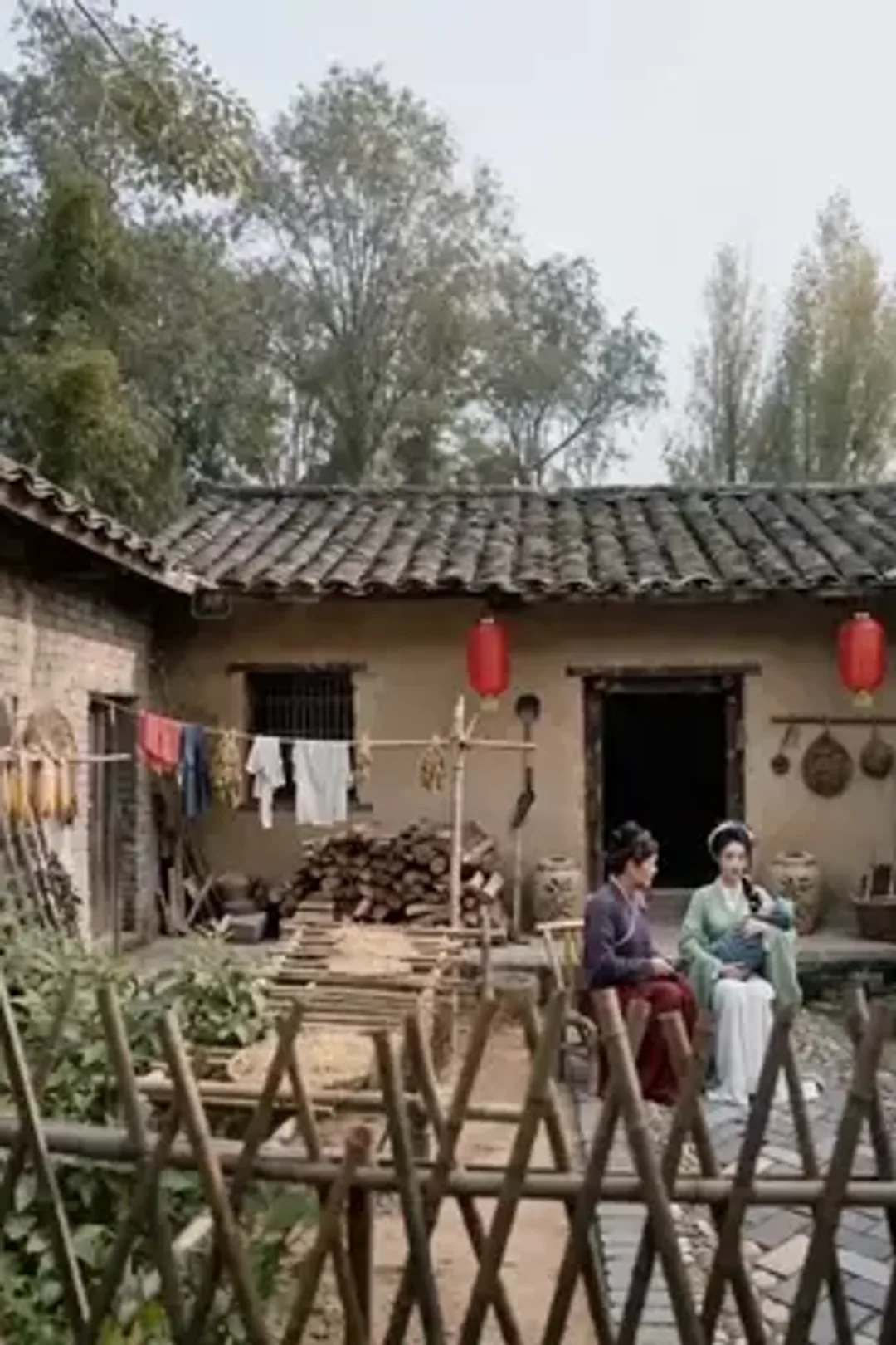 Poster phim Vú Em Của Nhị Gia
