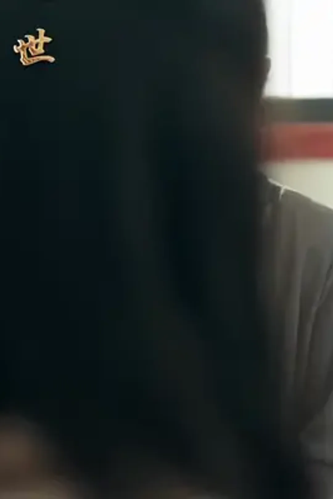ملصق مسلسل «ثروة لوي شياو إي وانتقامها»