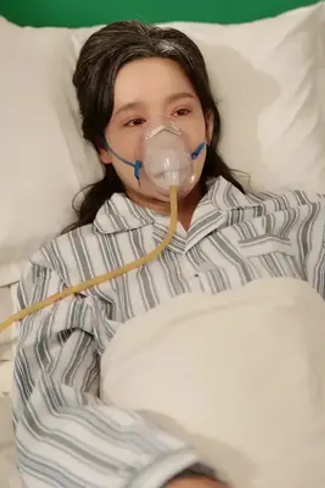 ملصق مسلسل «أتخلص من الحثالة وأستعيد ثروتي، عالمي السري هو سلاحي»
