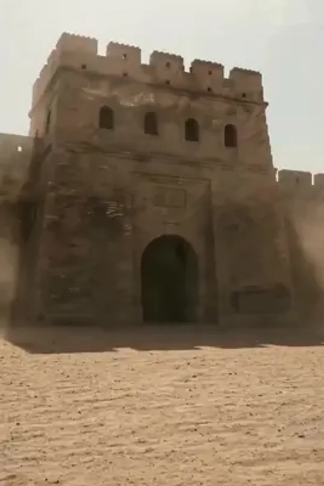 ملصق مسلسل «زوجتي إلهة الحرب»
