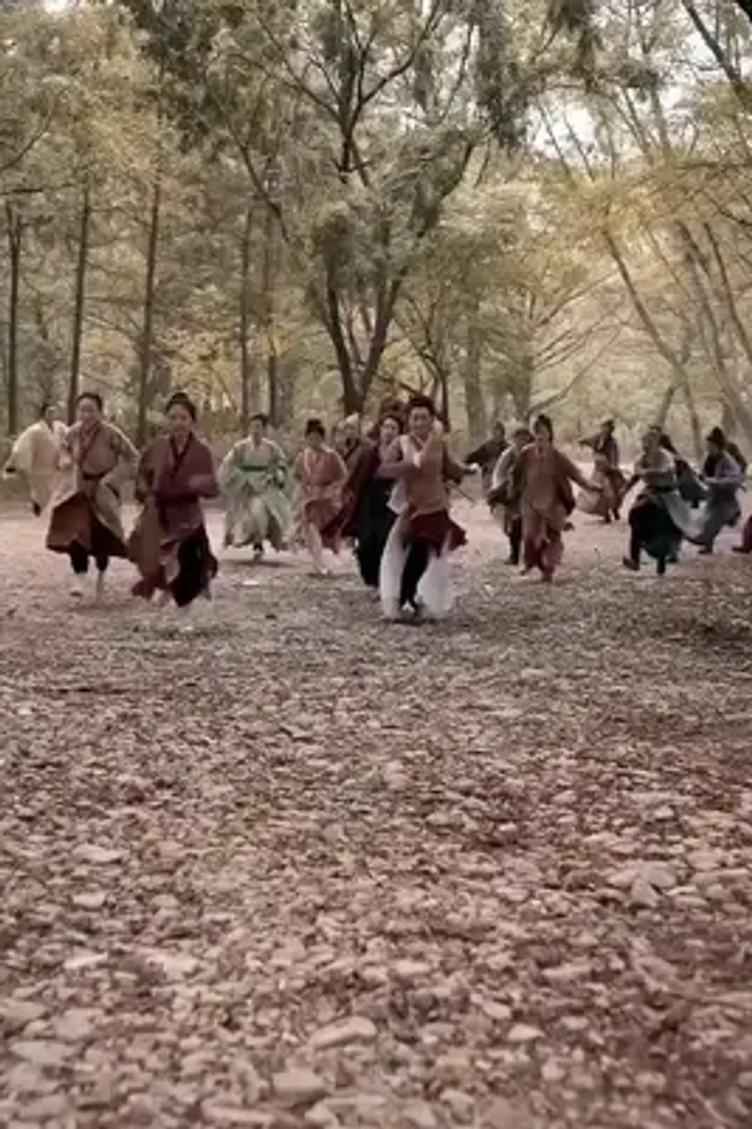 ملصق مسلسل «بطل الحرب تنتقم من زوجها الخائن»